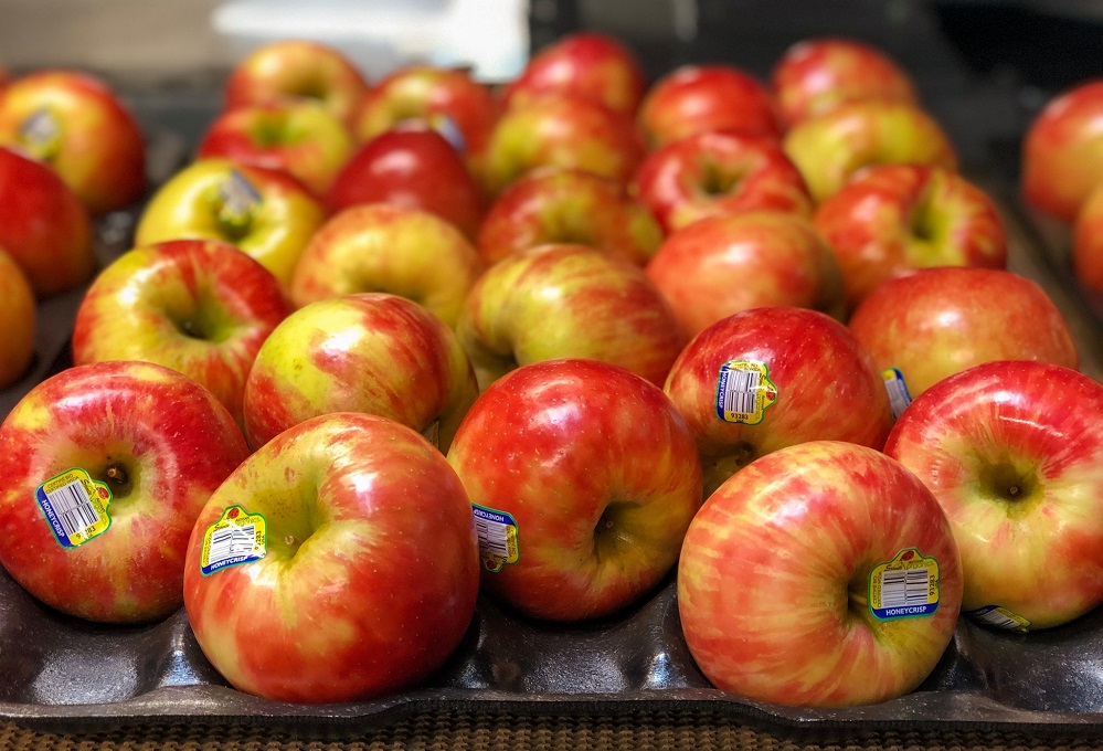 Organic Cosmic Crisp Apples at Whole Foods Market